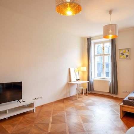 Stay Praha Apartment - New Open! Esterno foto